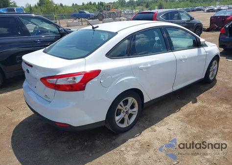 2014 Ford Focus Se z USA, uszkodzony, nr VIN 1FADP3F28EL404778